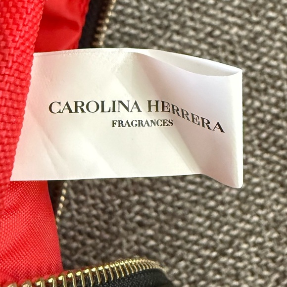 Carolina Herrera Red Floral Women's Makeup Bag Pouch New - Picture 12 of 12